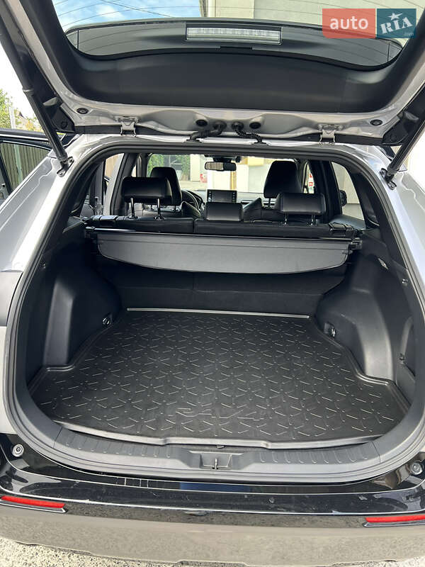 Внедорожник / Кроссовер Toyota RAV4 2021 в Киеве фото 23 Внедорожник / Кроссовер Toyota RAV4 2021 в Киеве
