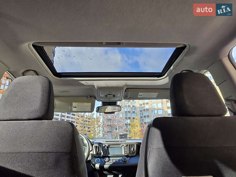 Внедорожник / Кроссовер Toyota RAV4 2017 в Киеве фото 30 Внедорожник / Кроссовер Toyota RAV4 2017 в Киеве