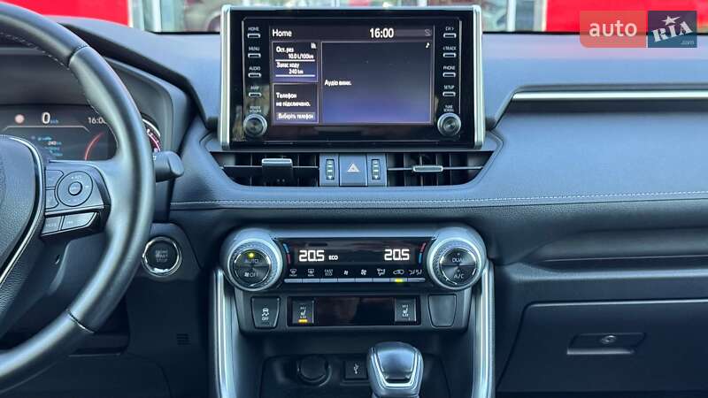 Внедорожник / Кроссовер Toyota RAV4 2019 в Ивано-Франковске