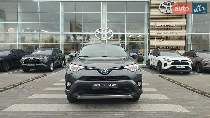 Внедорожник / Кроссовер Toyota RAV4 2017 в Киеве фото 5 Внедорожник / Кроссовер Toyota RAV4 2017 в Киеве