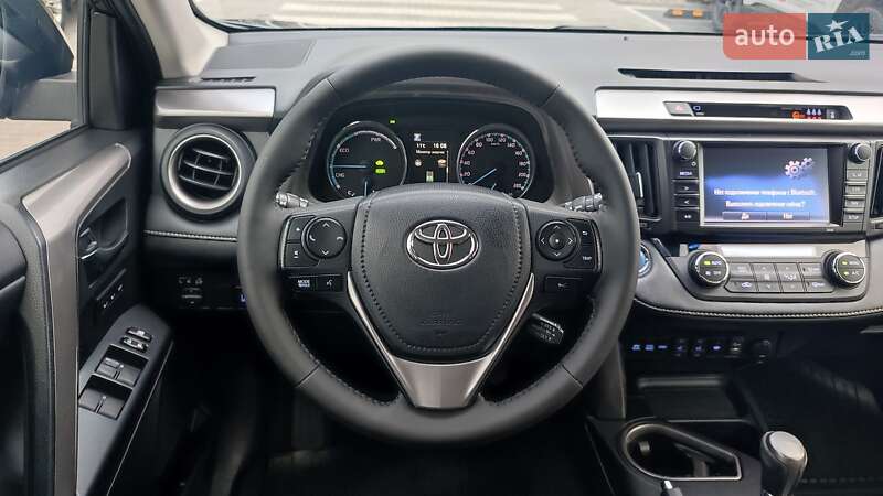 Внедорожник / Кроссовер Toyota RAV4 2017 в Киеве фото 9 Внедорожник / Кроссовер Toyota RAV4 2017 в Киеве
