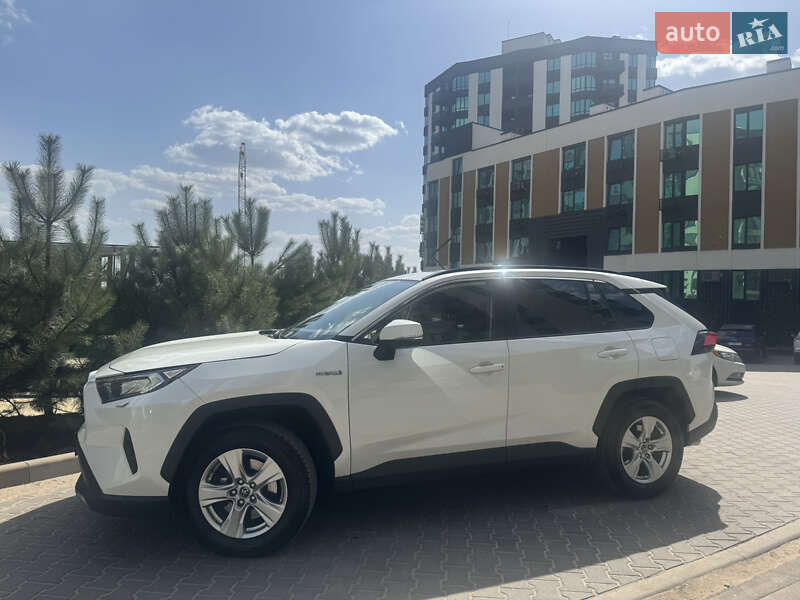 Внедорожник / Кроссовер Toyota RAV4 2018 в Киеве