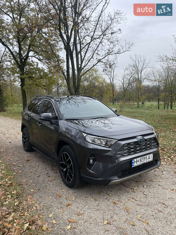 Позашляховик / Кросовер Toyota RAV4 2023 в Кропивницькому фото 3 Позашляховик / Кросовер Toyota RAV4 2023 в Кропивницькому