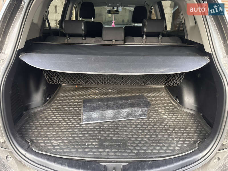 Внедорожник / Кроссовер Toyota RAV4 2016 в Днепре фото 6 Внедорожник / Кроссовер Toyota RAV4 2016 в Днепре