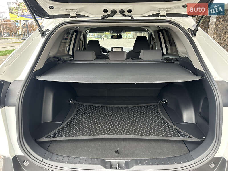 Внедорожник / Кроссовер Toyota RAV4 2019 в Черкассах фото 21 Внедорожник / Кроссовер Toyota RAV4 2019 в Черкассах