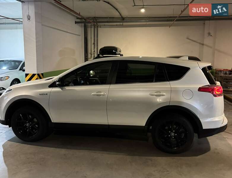 Внедорожник / Кроссовер Toyota RAV4 2018 в Вознесенске фото 7 Внедорожник / Кроссовер Toyota RAV4 2018 в Вознесенске