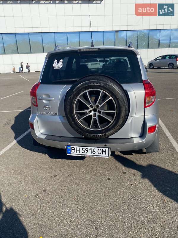 Внедорожник / Кроссовер Toyota RAV4 2006 в Измаиле