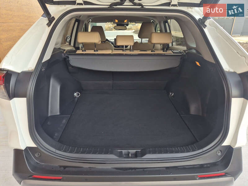 Внедорожник / Кроссовер Toyota RAV4 2019 в Броварах фото 12 Внедорожник / Кроссовер Toyota RAV4 2019 в Броварах