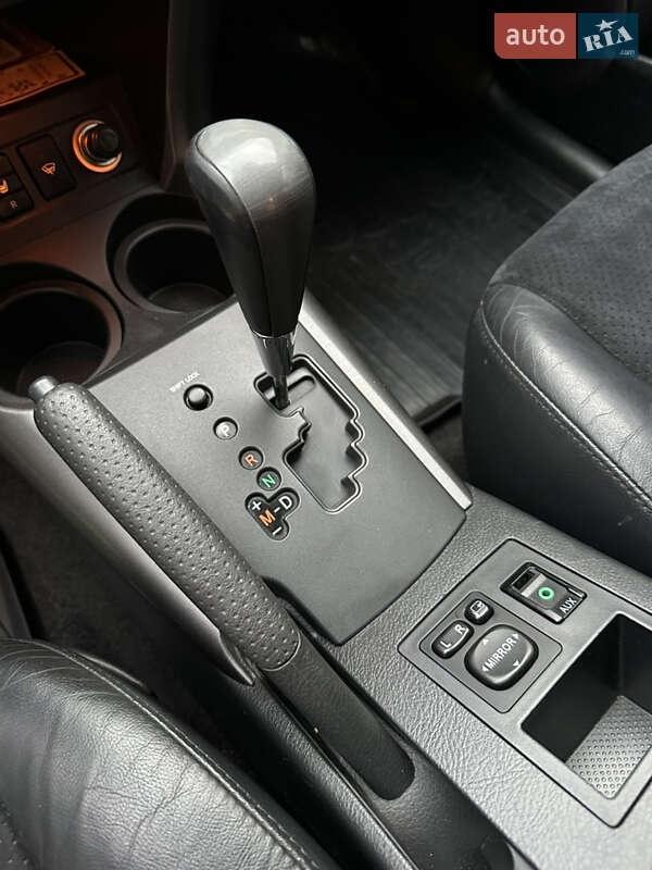 Внедорожник / Кроссовер Toyota RAV4 2010 в Днепре фото 18 Внедорожник / Кроссовер Toyota RAV4 2010 в Днепре