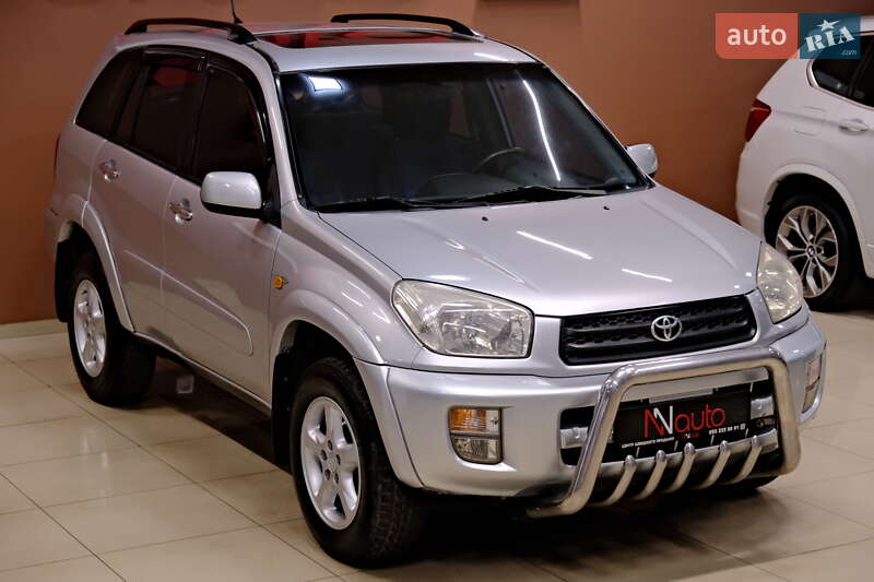 Позашляховик / Кросовер Toyota RAV4 2001 в Одесі