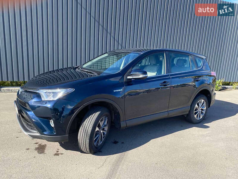 Внедорожник / Кроссовер Toyota RAV4 2017 в Полтаве фото 6 Внедорожник / Кроссовер Toyota RAV4 2017 в Полтаве
