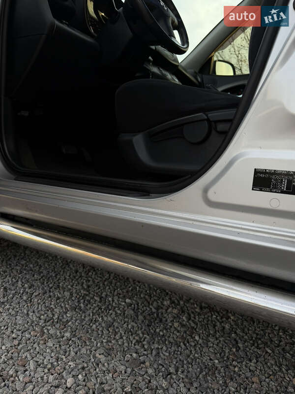 Внедорожник / Кроссовер Toyota RAV4 2006 в Борисполе