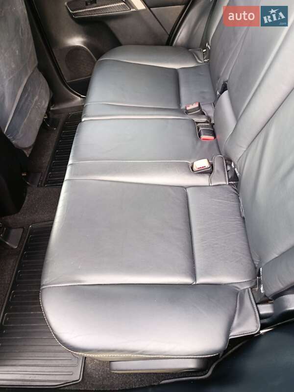 Внедорожник / Кроссовер Toyota RAV4 2014 в Ровно фото 3 Внедорожник / Кроссовер Toyota RAV4 2014 в Ровно