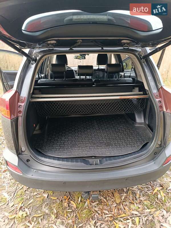 Внедорожник / Кроссовер Toyota RAV4 2014 в Ровно фото 23 Внедорожник / Кроссовер Toyota RAV4 2014 в Ровно