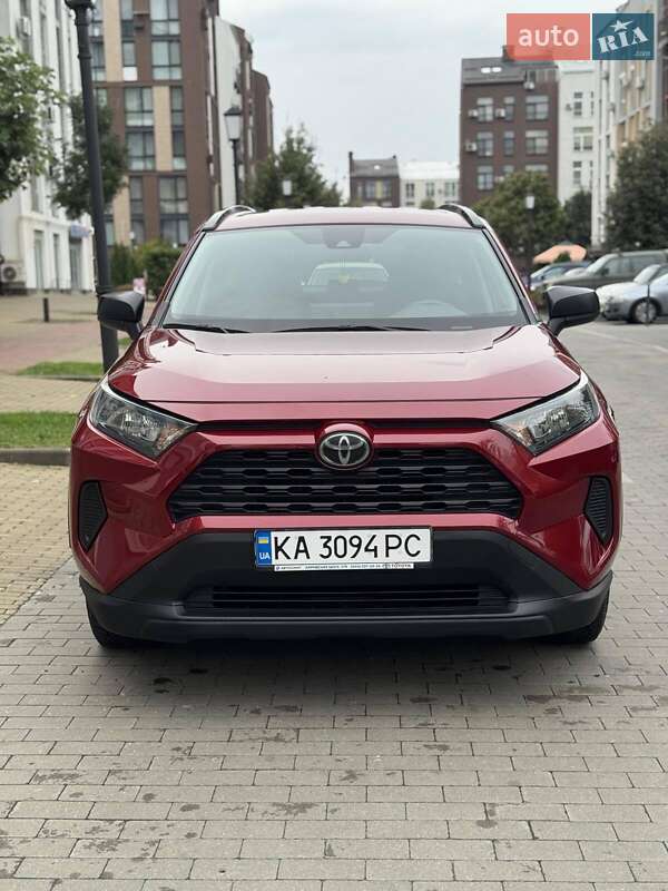 Позашляховик / Кросовер Toyota RAV4 2018 в Києві фото 4 Позашляховик / Кросовер Toyota RAV4 2018 в Києві