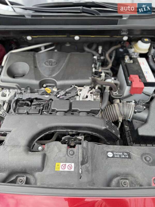 Позашляховик / Кросовер Toyota RAV4 2018 в Києві фото 22 Позашляховик / Кросовер Toyota RAV4 2018 в Києві