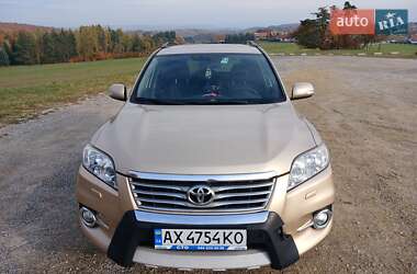Позашляховик / Кросовер Toyota RAV4 2011 в Львові