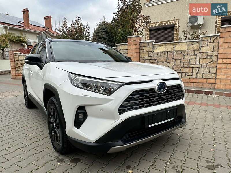 Внедорожник / Кроссовер Toyota RAV4 2023 в Одессе фото 2 Внедорожник / Кроссовер Toyota RAV4 2023 в Одессе
