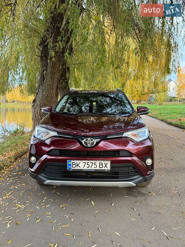 Toyota RAV4 2017