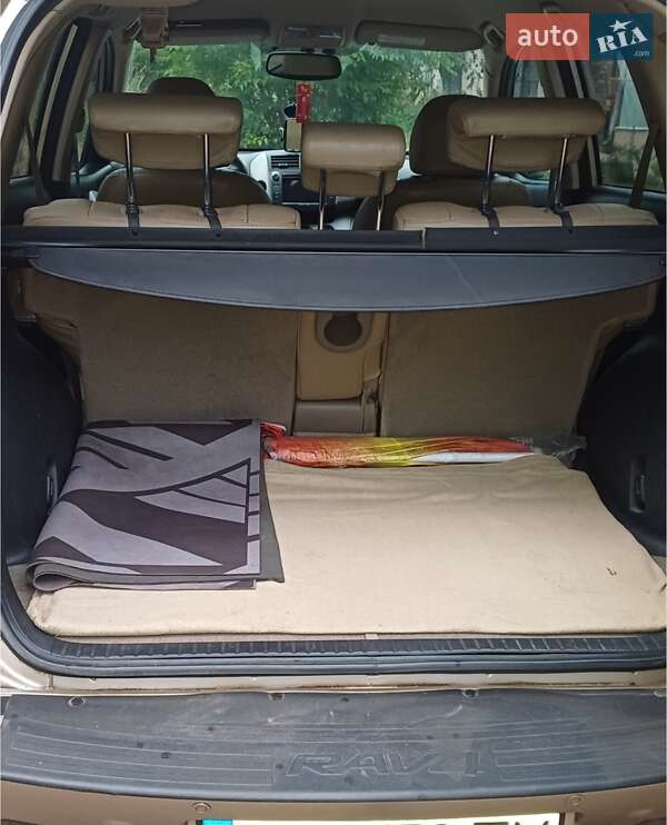 Внедорожник / Кроссовер Toyota RAV4 2007 в Кривом Роге фото 4 Внедорожник / Кроссовер Toyota RAV4 2007 в Кривом Роге