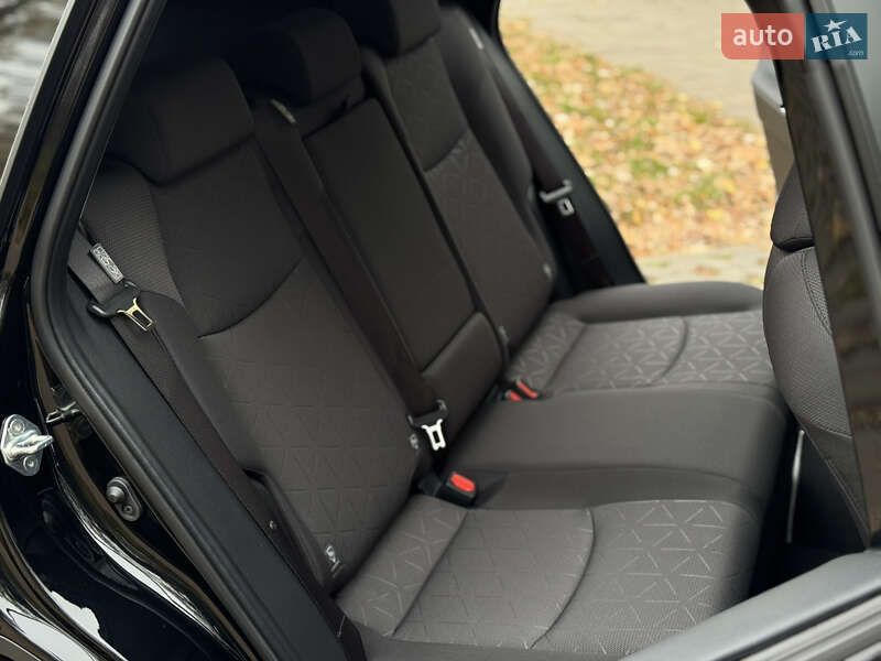 Внедорожник / Кроссовер Toyota RAV4 2023 в Киеве фото 44 Внедорожник / Кроссовер Toyota RAV4 2023 в Киеве