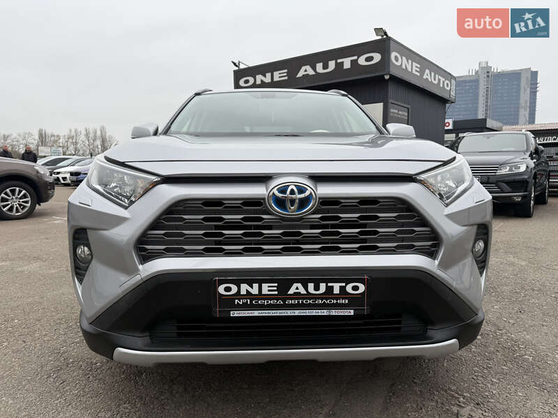 Внедорожник / Кроссовер Toyota RAV4 2019 в Киеве фото 9 Внедорожник / Кроссовер Toyota RAV4 2019 в Киеве