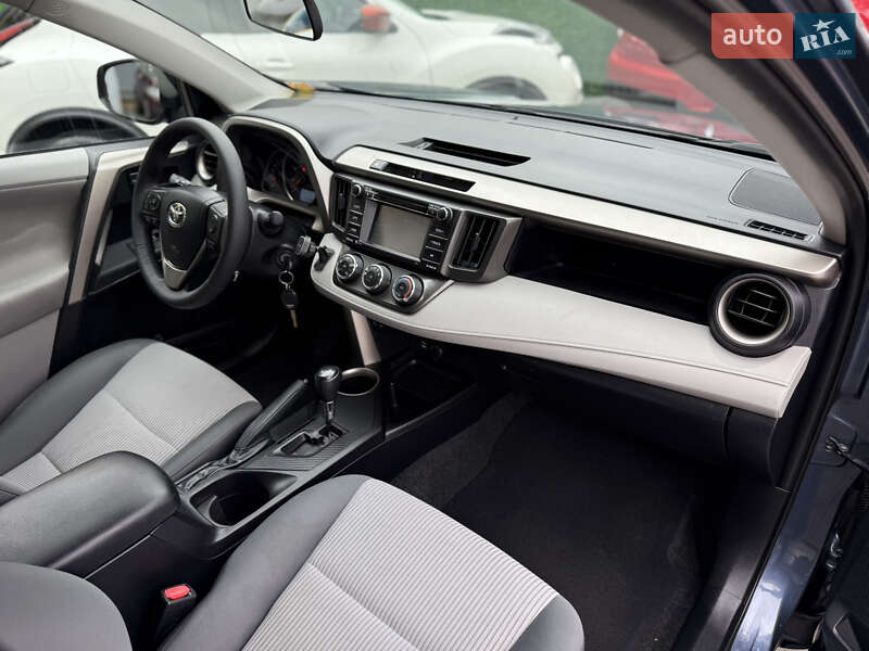 Внедорожник / Кроссовер Toyota RAV4 2013 в Одессе