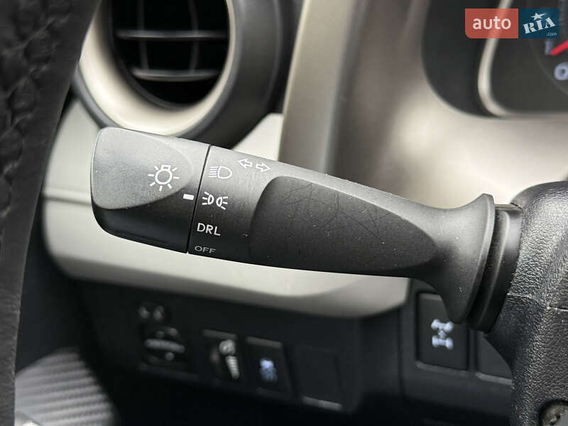 Внедорожник / Кроссовер Toyota RAV4 2013 в Одессе