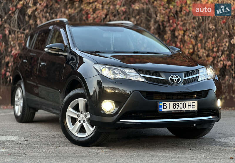 Внедорожник / Кроссовер Toyota RAV4 2013 в Кропивницком