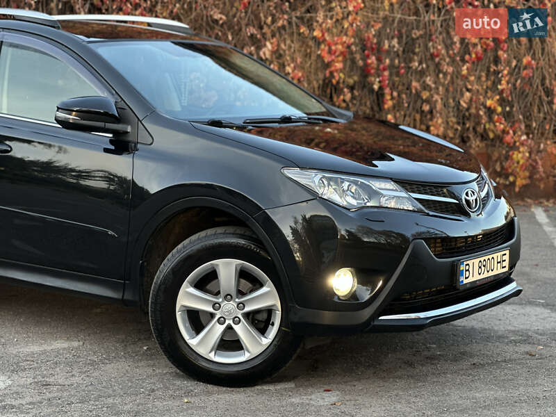 Внедорожник / Кроссовер Toyota RAV4 2013 в Кропивницком