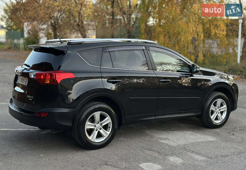Внедорожник / Кроссовер Toyota RAV4 2013 в Кропивницком