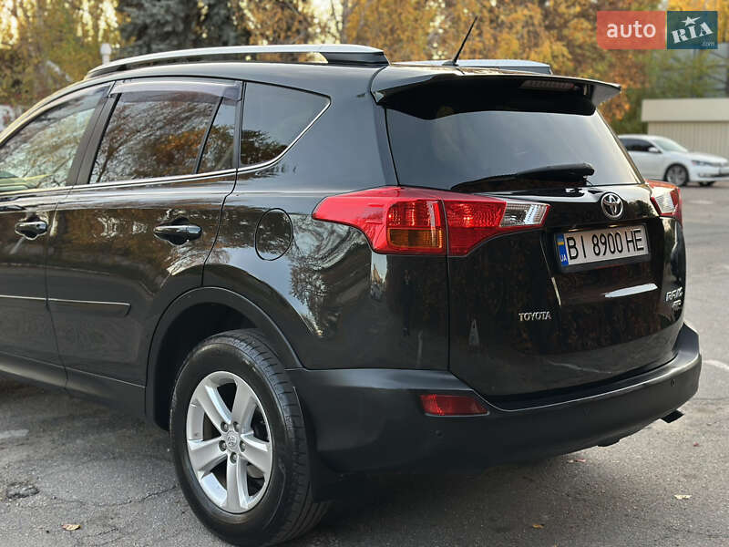 Внедорожник / Кроссовер Toyota RAV4 2013 в Кропивницком