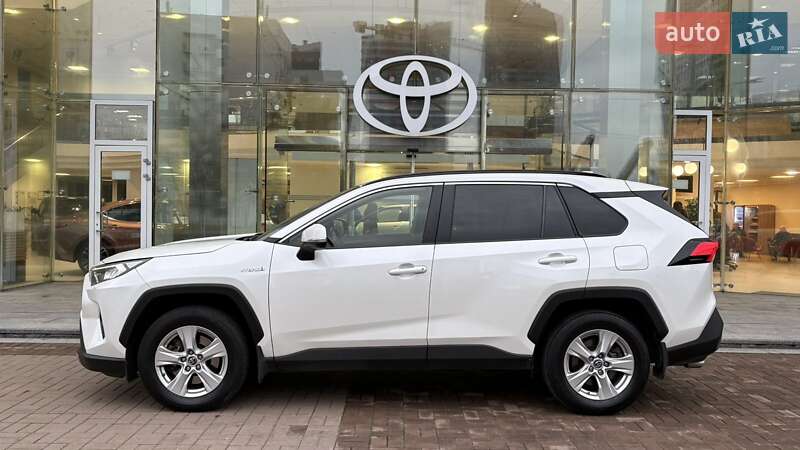 Внедорожник / Кроссовер Toyota RAV4 2019 в Киеве фото 3 Внедорожник / Кроссовер Toyota RAV4 2019 в Киеве