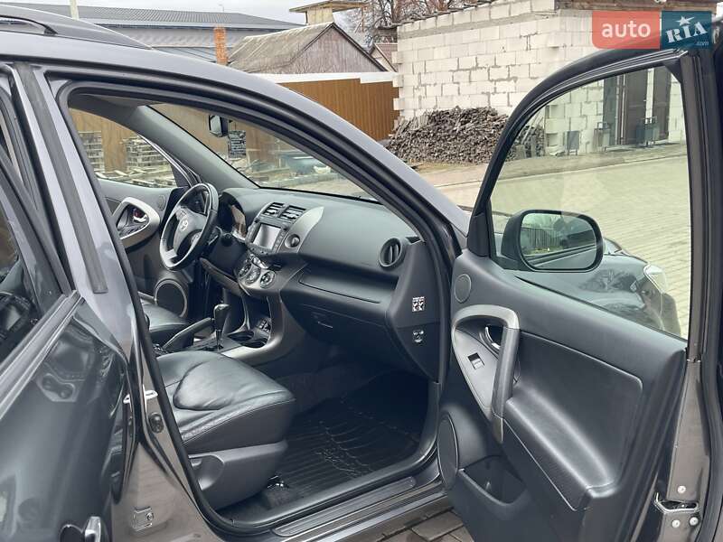 Внедорожник / Кроссовер Toyota RAV4 2010 в Ровно фото 35 Внедорожник / Кроссовер Toyota RAV4 2010 в Ровно