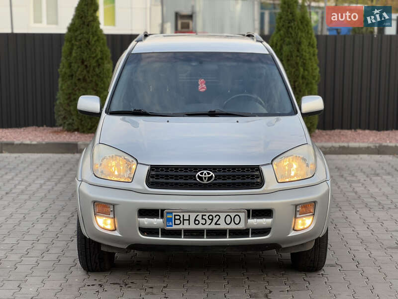 Позашляховик / Кросовер Toyota RAV4 2003 в Одесі