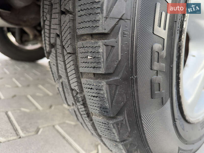 Позашляховик / Кросовер Toyota RAV4 2003 в Одесі