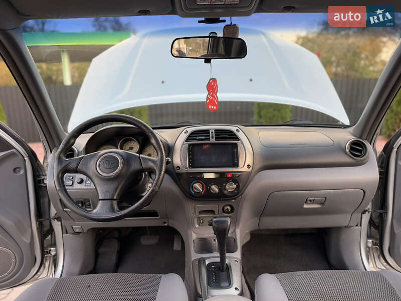 Позашляховик / Кросовер Toyota RAV4 2003 в Одесі