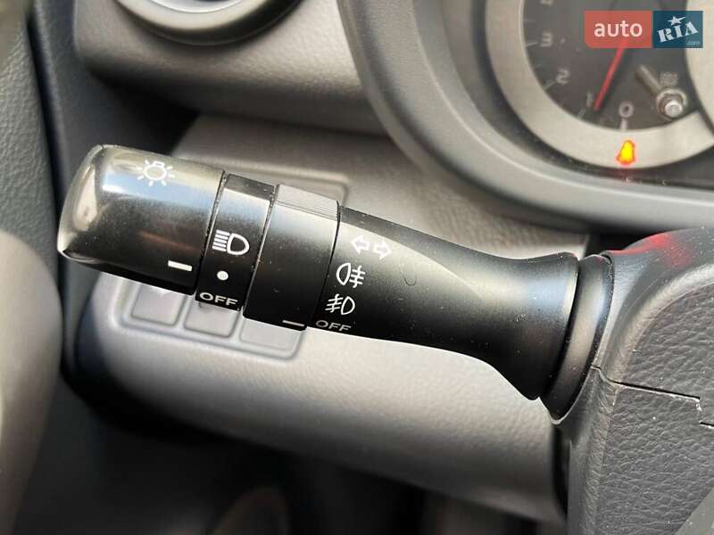 Внедорожник / Кроссовер Toyota RAV4 2008 в Киеве фото 14 Внедорожник / Кроссовер Toyota RAV4 2008 в Киеве