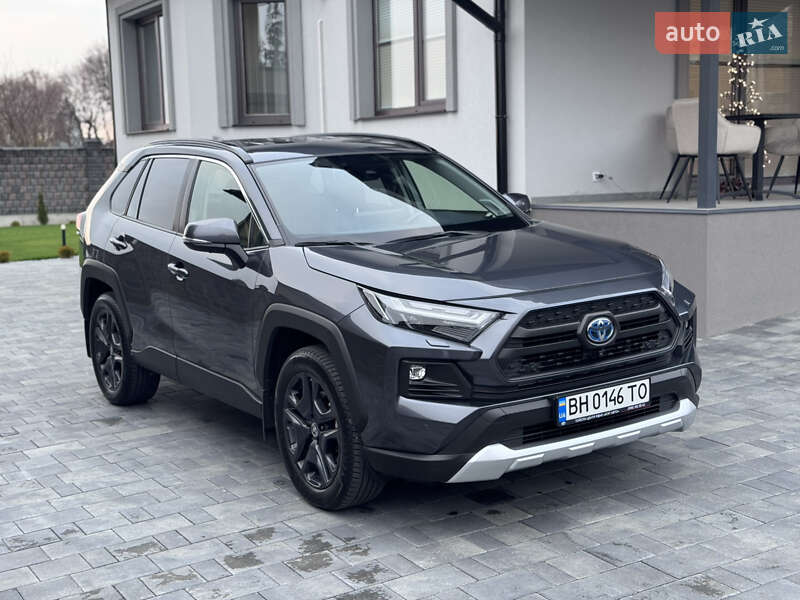 Внедорожник / Кроссовер Toyota RAV4 2023 в Ровно фото Внедорожник / Кроссовер Toyota RAV4 2023 в Ровно