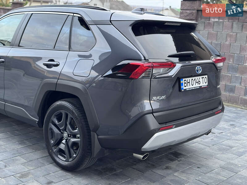 Внедорожник / Кроссовер Toyota RAV4 2023 в Ровно фото 12 Внедорожник / Кроссовер Toyota RAV4 2023 в Ровно
