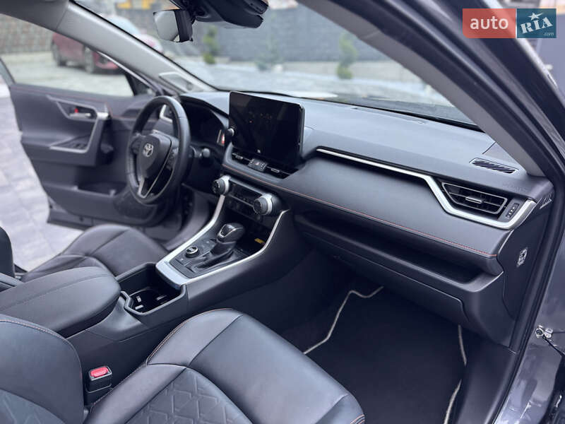 Внедорожник / Кроссовер Toyota RAV4 2023 в Ровно фото 30 Внедорожник / Кроссовер Toyota RAV4 2023 в Ровно
