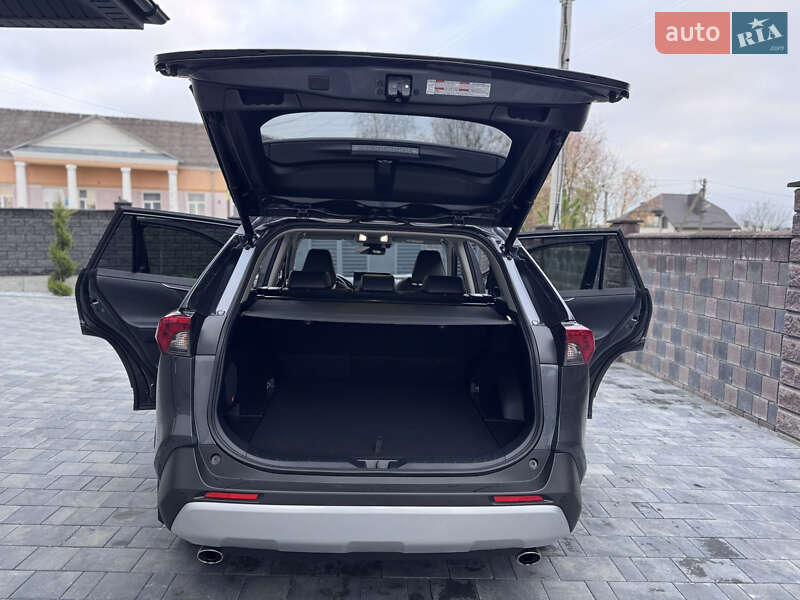Внедорожник / Кроссовер Toyota RAV4 2023 в Ровно фото 26 Внедорожник / Кроссовер Toyota RAV4 2023 в Ровно