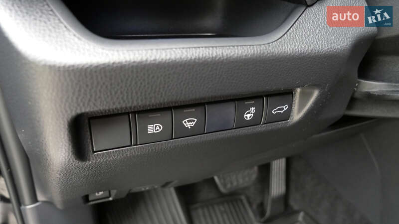 Позашляховик / Кросовер Toyota RAV4 2020 в Львові