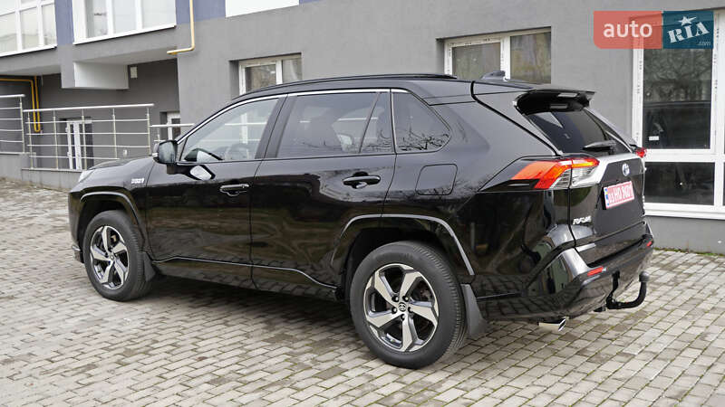 Позашляховик / Кросовер Toyota RAV4 2020 в Львові