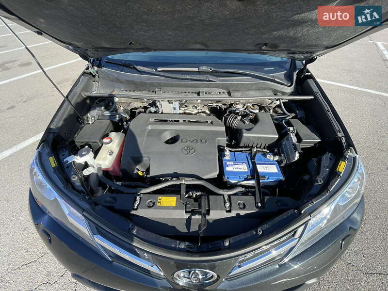 Позашляховик / Кросовер Toyota RAV4 2014 в Мукачевому