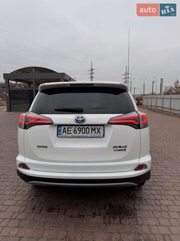 Позашляховик / Кросовер Toyota RAV4 2018 в Кривому Розі