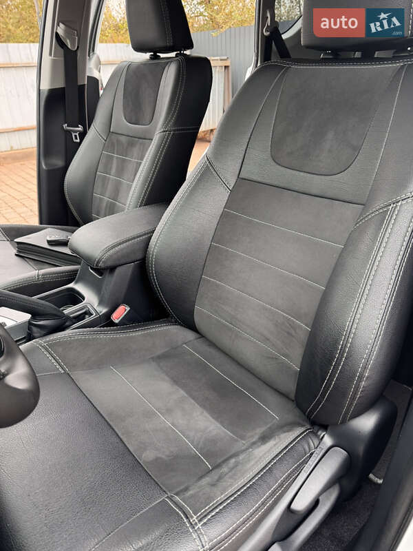 Позашляховик / Кросовер Toyota RAV4 2018 в Кривому Розі