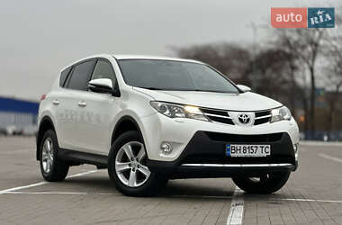Внедорожник / Кроссовер Toyota RAV4 2015 в Одессе