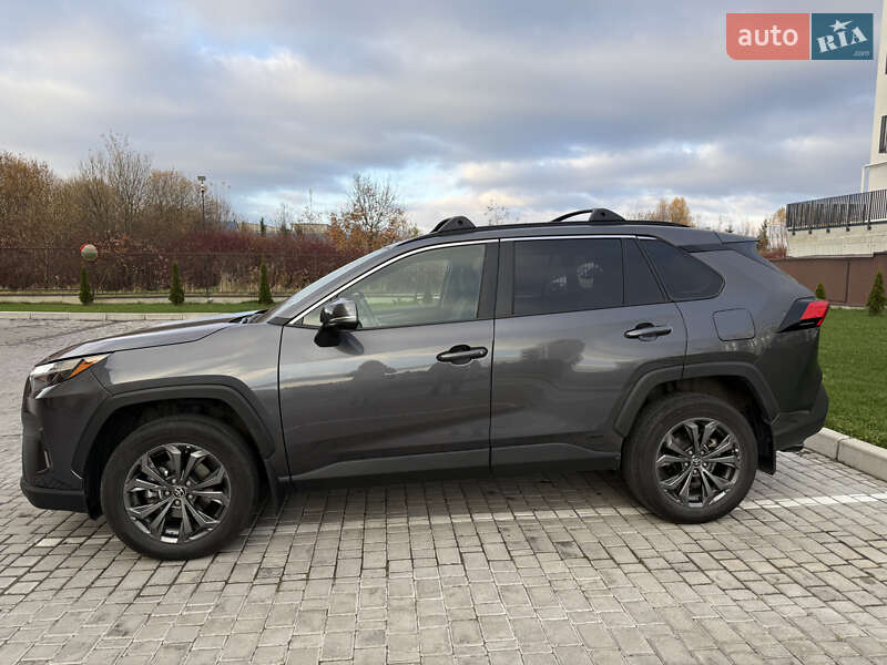 Позашляховик / Кросовер Toyota RAV4 2023 в Львові фото 3 Позашляховик / Кросовер Toyota RAV4 2023 в Львові