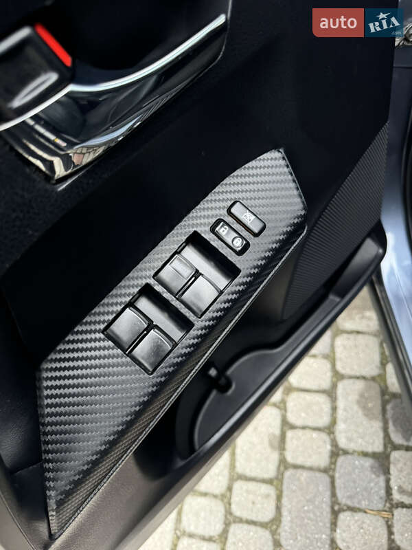 Внедорожник / Кроссовер Toyota RAV4 2013 в Любомле